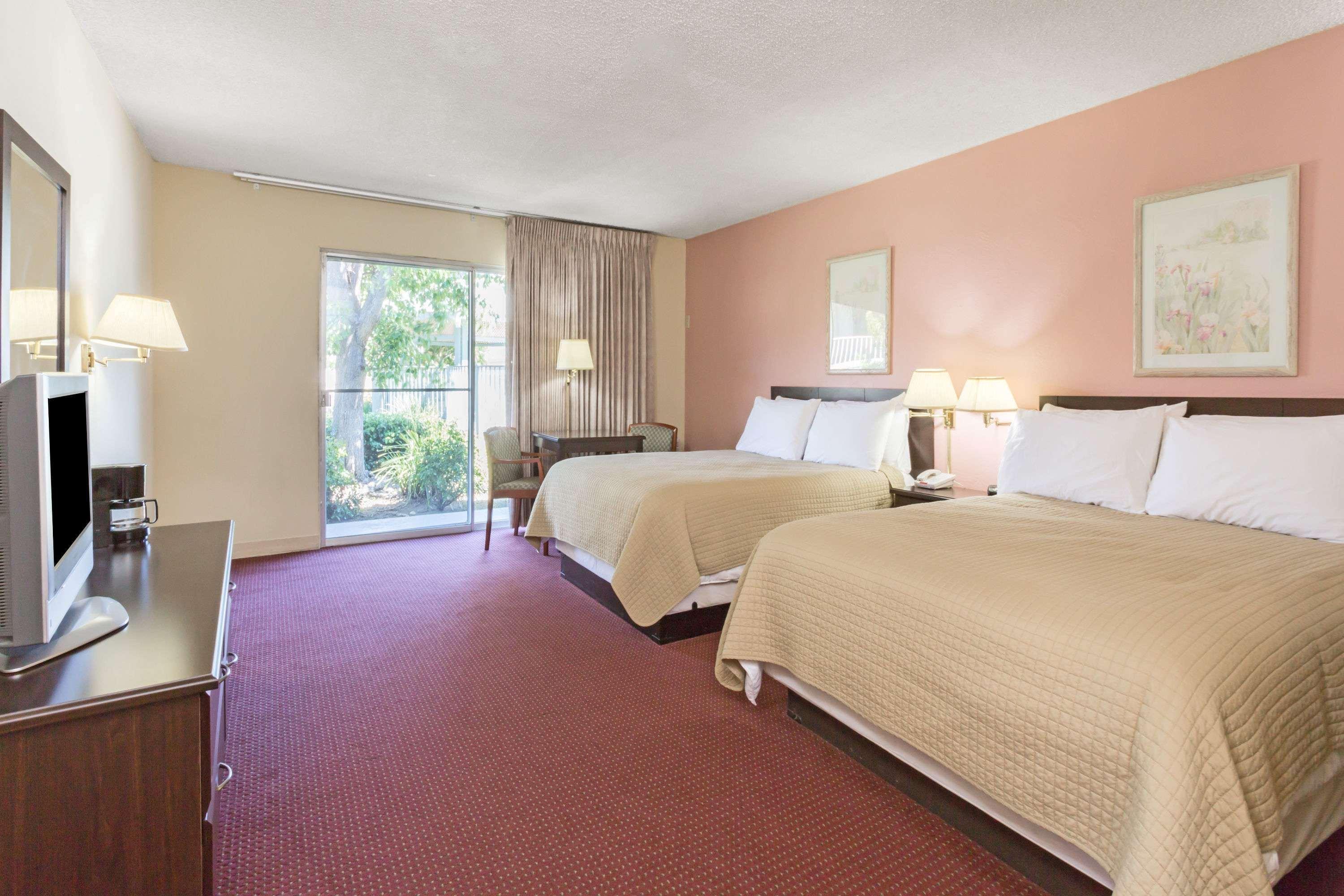 Days Inn By Wyndham Novato/San Francisco מראה חיצוני תמונה