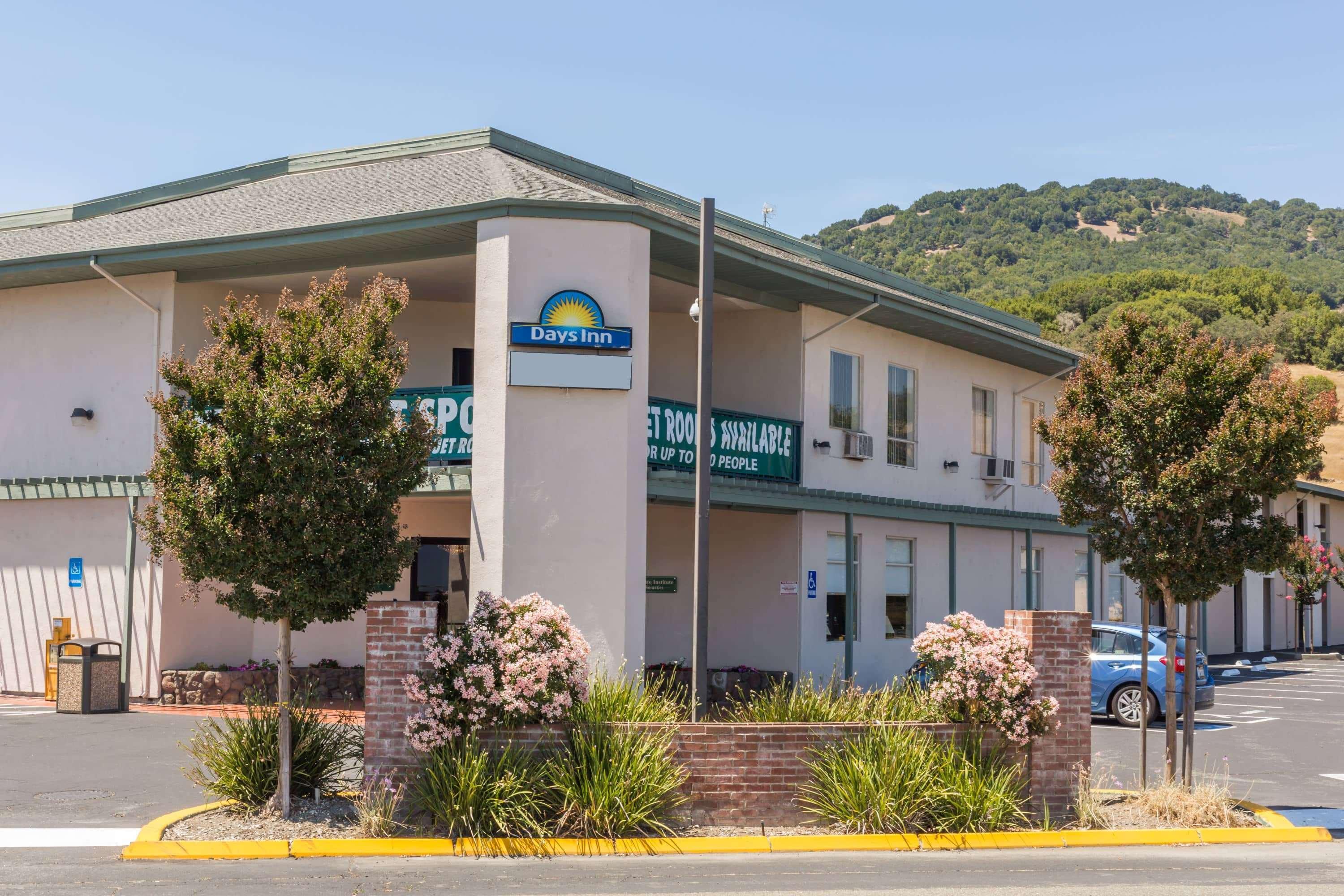 Days Inn By Wyndham Novato/San Francisco מראה חיצוני תמונה