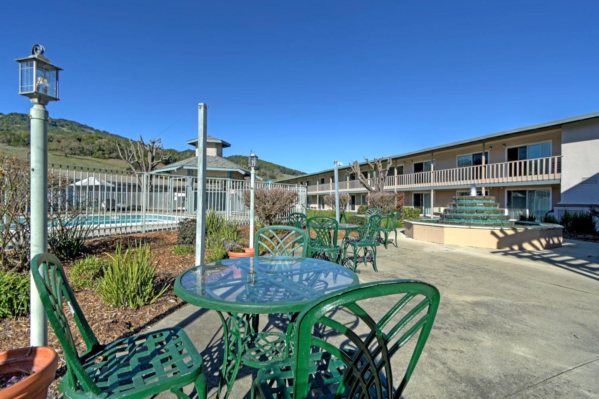 Days Inn By Wyndham Novato/San Francisco מראה חיצוני תמונה